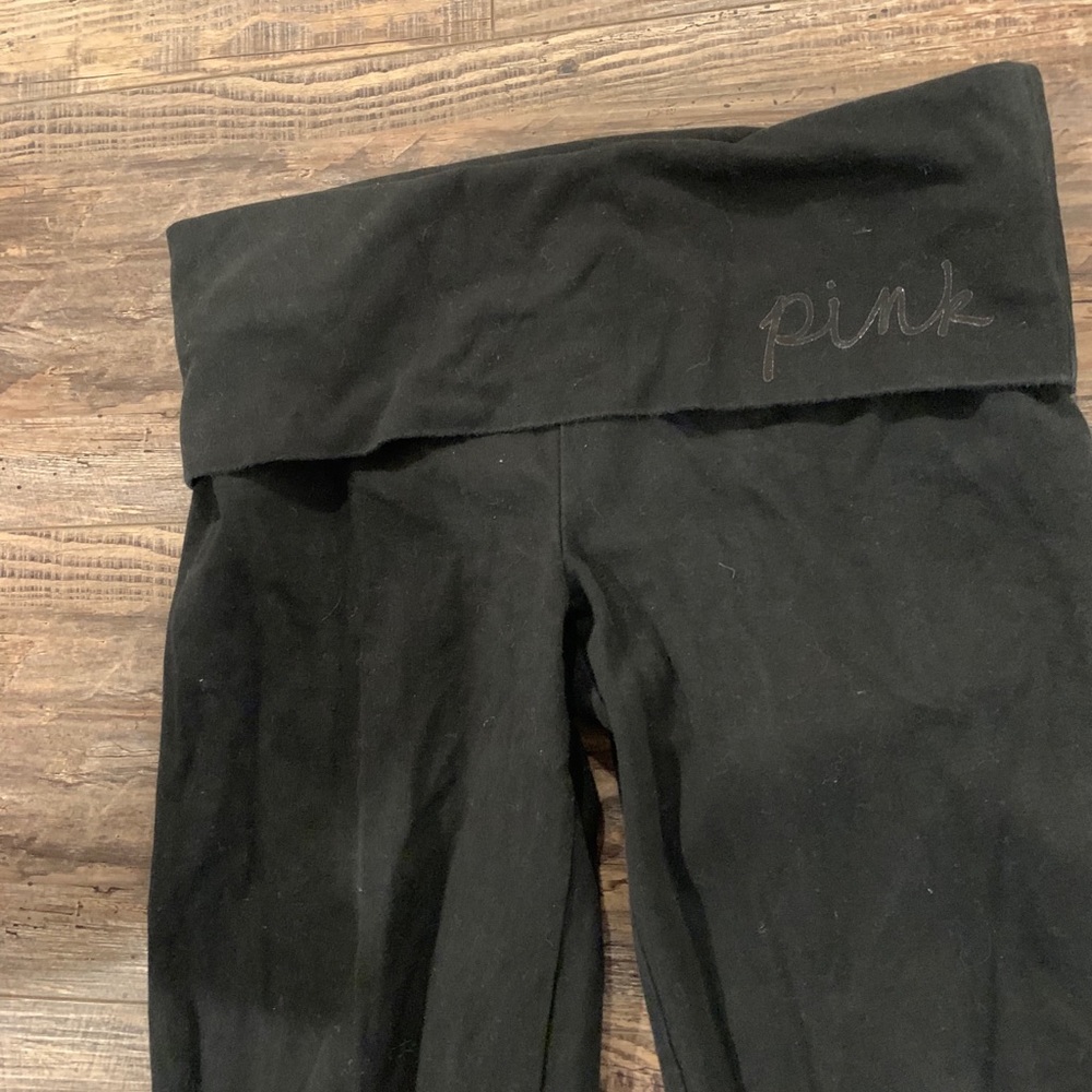 VS yoga pants